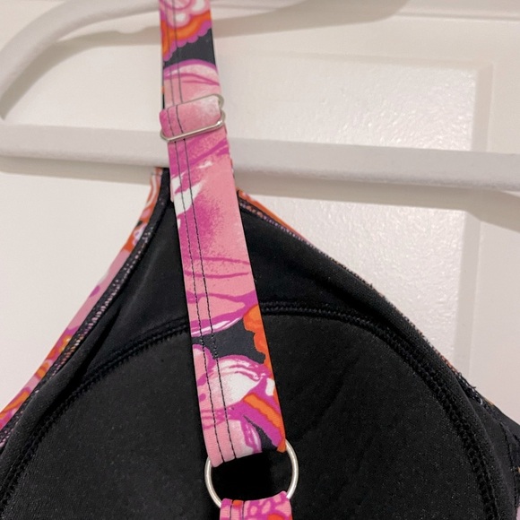 Never worn bathing suit top like new lined soft padded bra - Picture 5 of 6